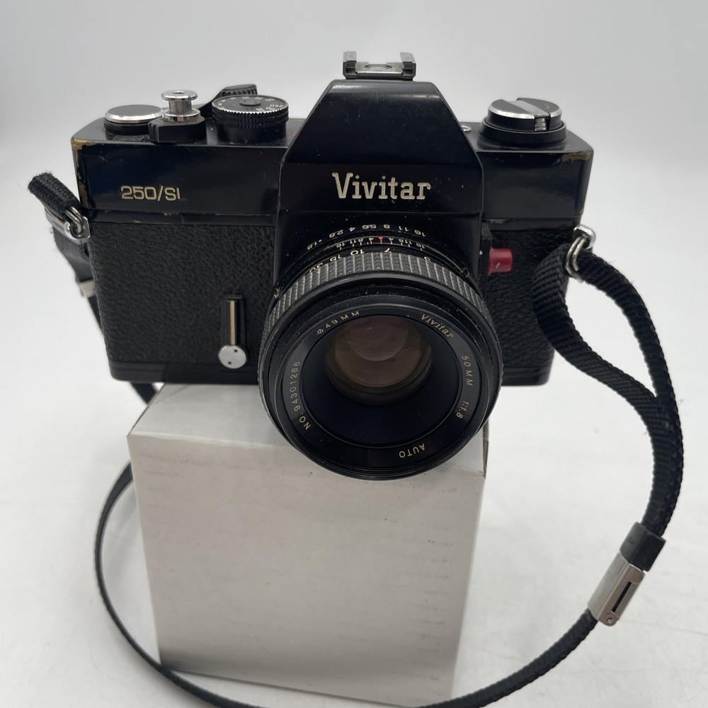 VTG VIVITAR 250/SL 35MM Film CAMERA W/50MM 1:1.8 049MM LENS-Tested